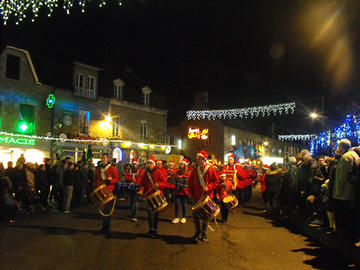 2-12-2017_Louvigne-en-lumieres_defile (107)