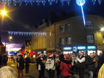 2-12-2017_Louvigne-en-lumieres_defile (69)