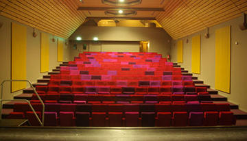 Le-théâtre